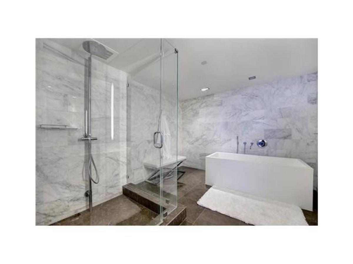 ميامي بيتش Luxury Boutique Suite Collins Ave المظهر الخارجي الصورة